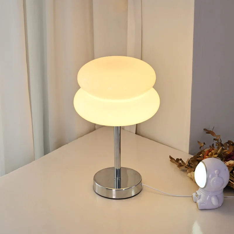 Glass table lamp with trichromatic dimming
