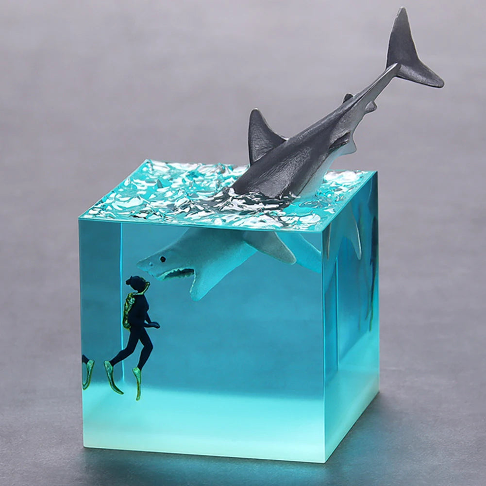 Shark Diver Epoxy Resin LED Decoration Lamp