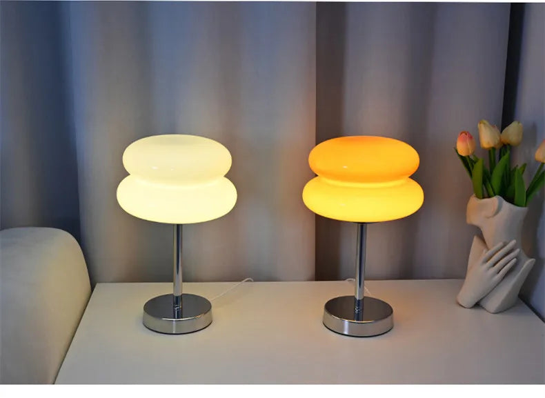 Glass table lamp with trichromatic dimming